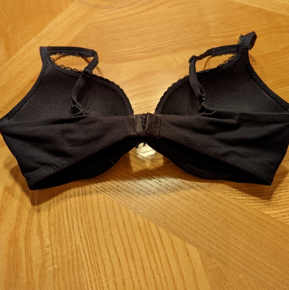 Victoria Secret Body by Victoria 32D Bra - Picture 2 of 6